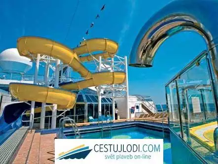 Costa Serena - bazén