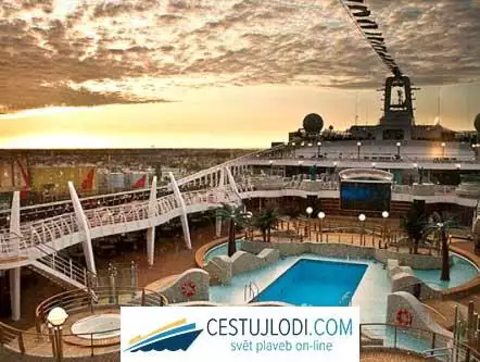 Msc Splendida - bazén
