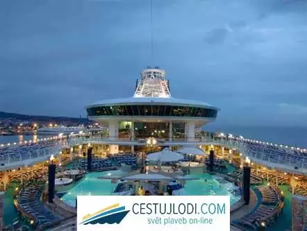 RCCL Adventure of the seas - bazén