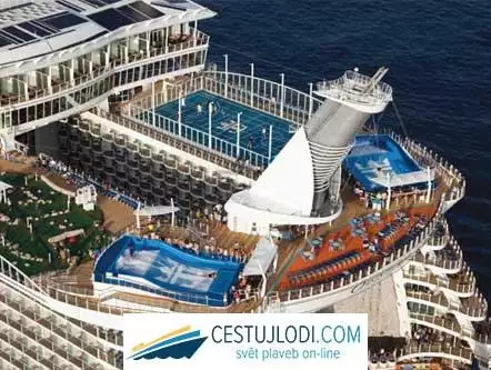 RCCL Oasis of the seas - surfing