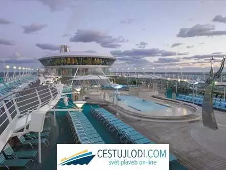 RCCL Vision of the seas - vnější bazén